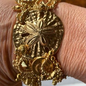 Sand dollar free form bracelet